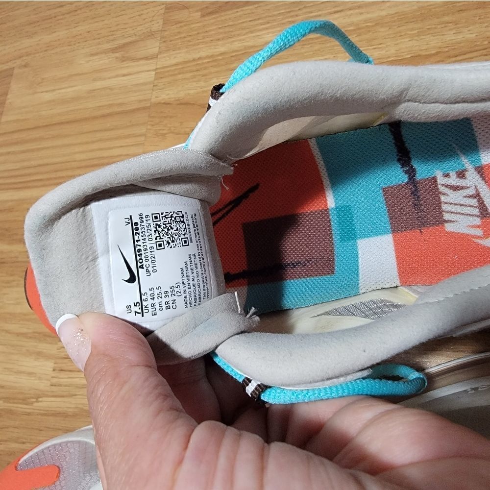 Nike Air Max 270 React MidC Sneaker 7.5 - Picture 9 of 9
